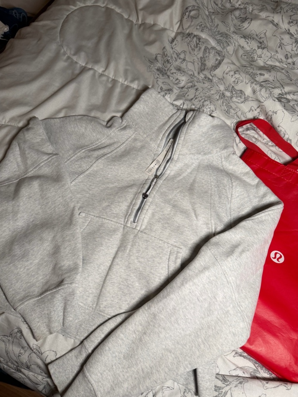 Lululemon scuba- ultra light grey
